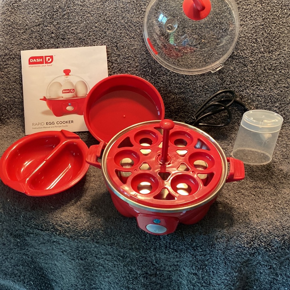 Excellent Used Condition Dash Rapid Egg Cooker - Picture 4 of 9